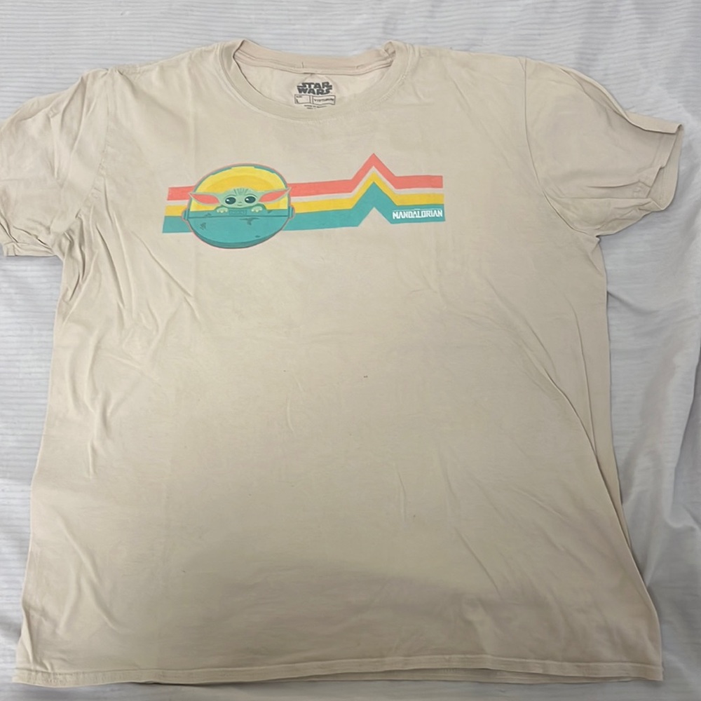Mens Size Large Multicolor Star Wars Baby Yoda Grogu The Mandalorian shirt